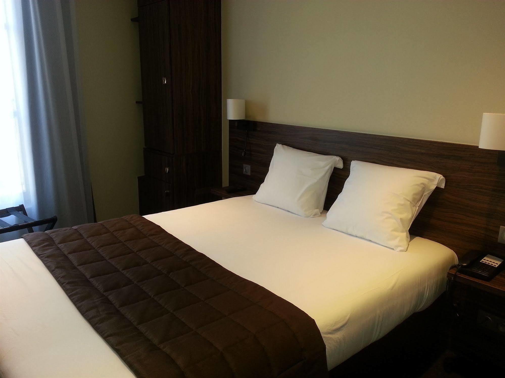 Hotel Vauban Besancon Bagian luar foto